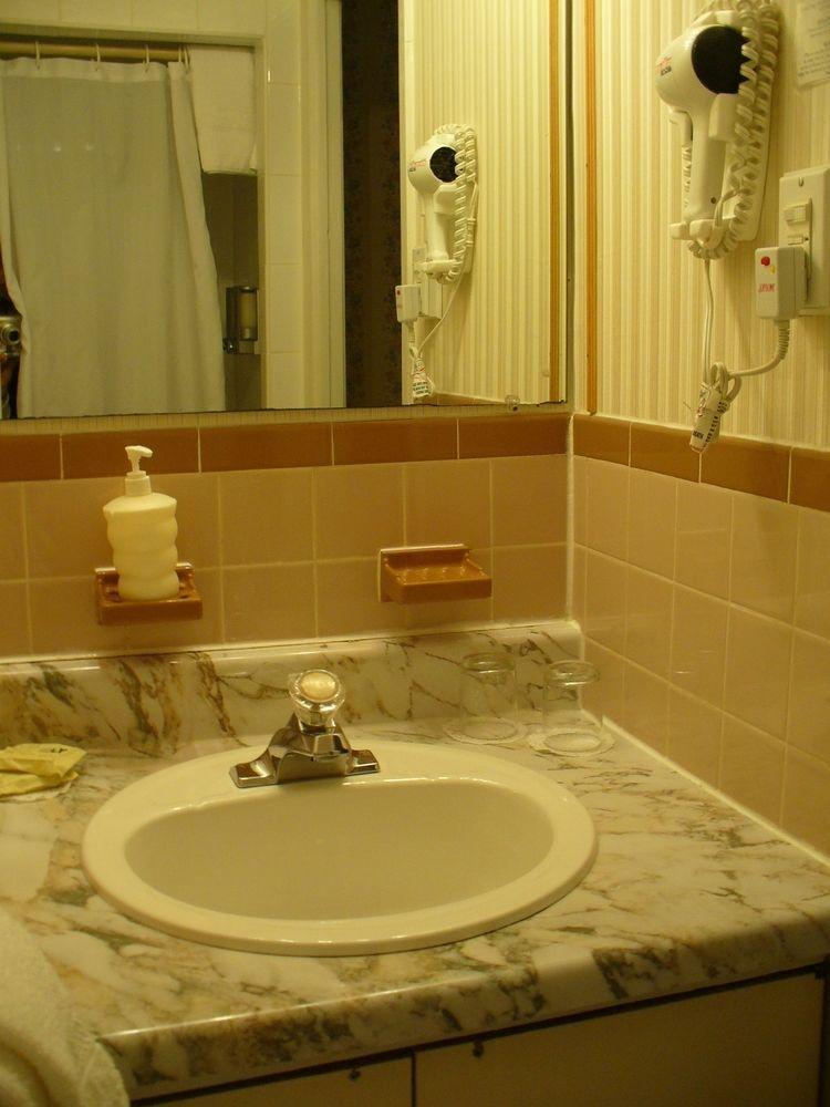 Albert House Inn ออตตาวา ภายนอก รูปภาพ